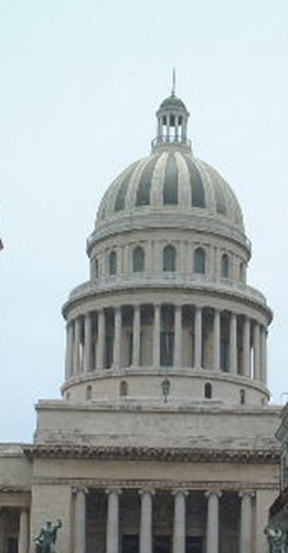 20年以上前の世界一周クルーズで訪れた、キューバの 旧国会議事堂(カピトリオ)の風景